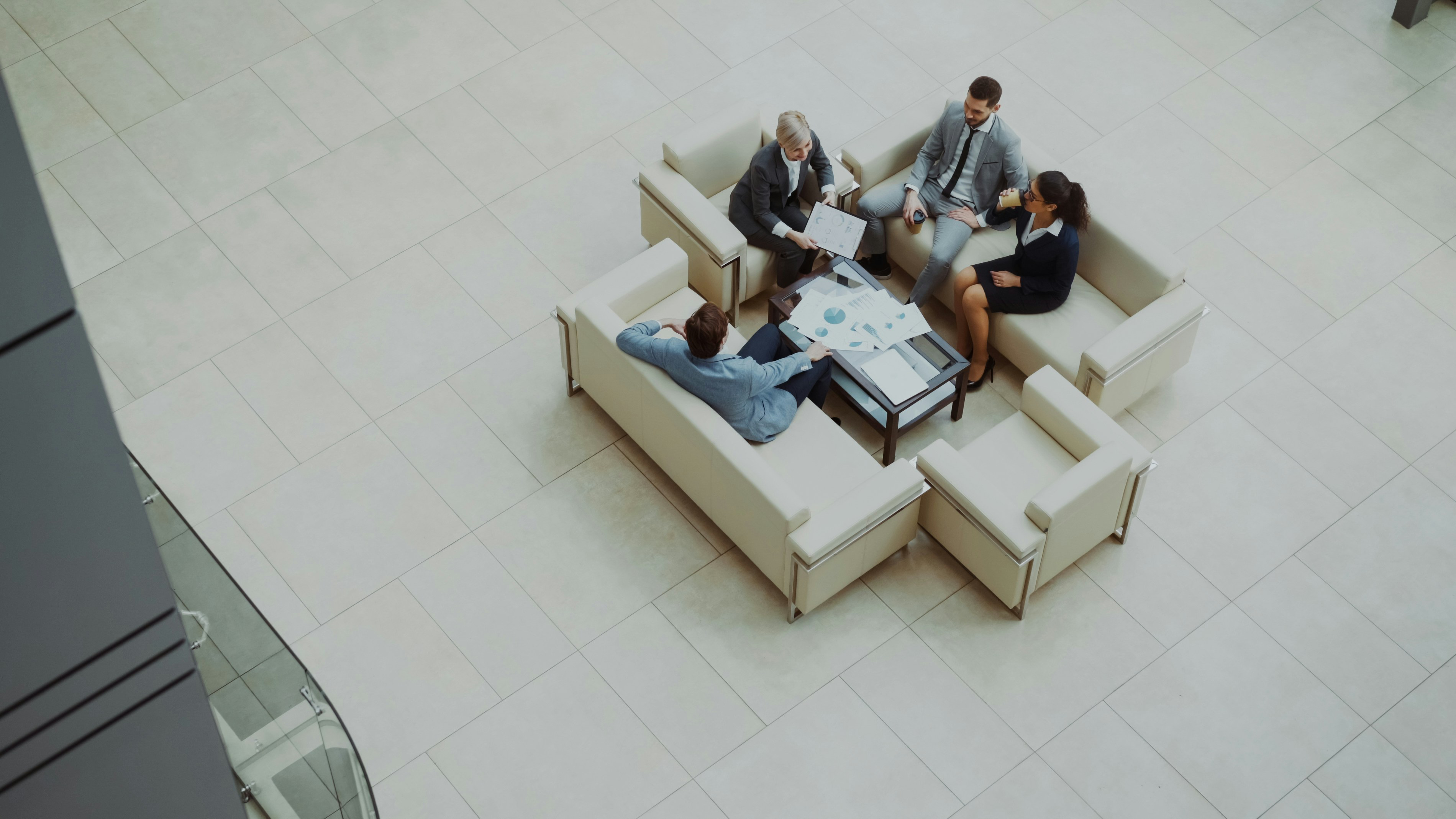An Expert Operator working alongside a venture team